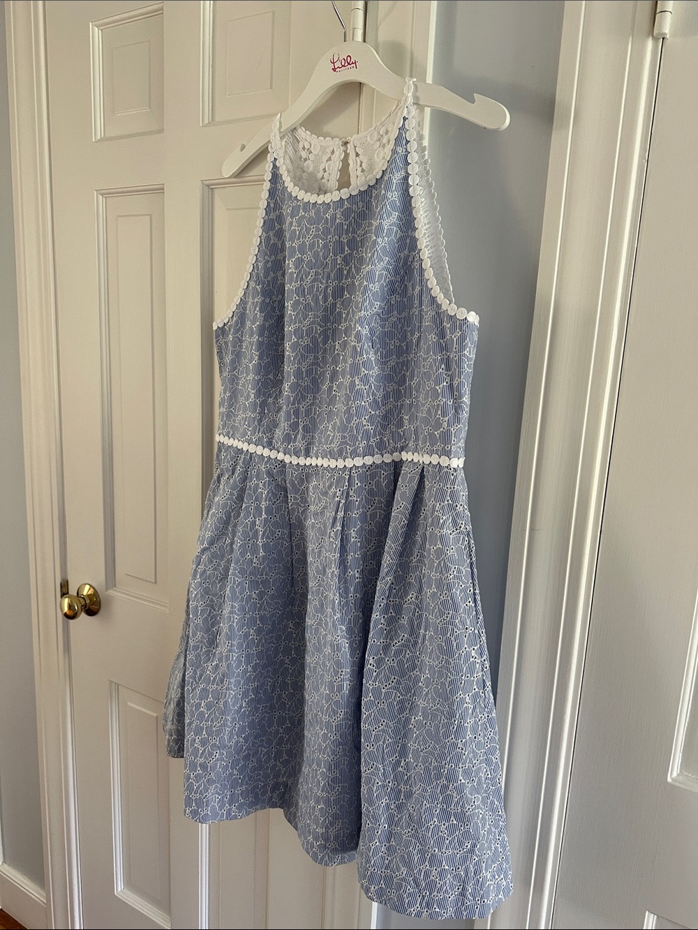 NEW Lilly Pulitzer Light Blue eyelet Lace Overlay Halter Dress. Fully lined.
